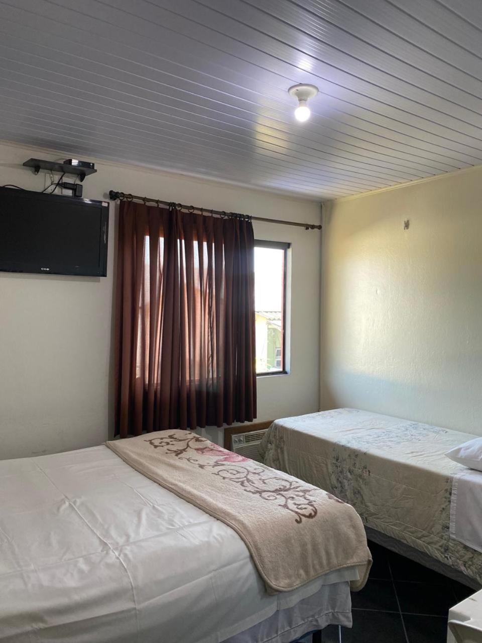Hotel E Pousada Via Mar Itapocu 외부 사진